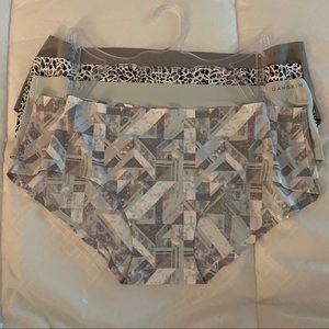 NWT Set of 4 Danskin No-Show Panties